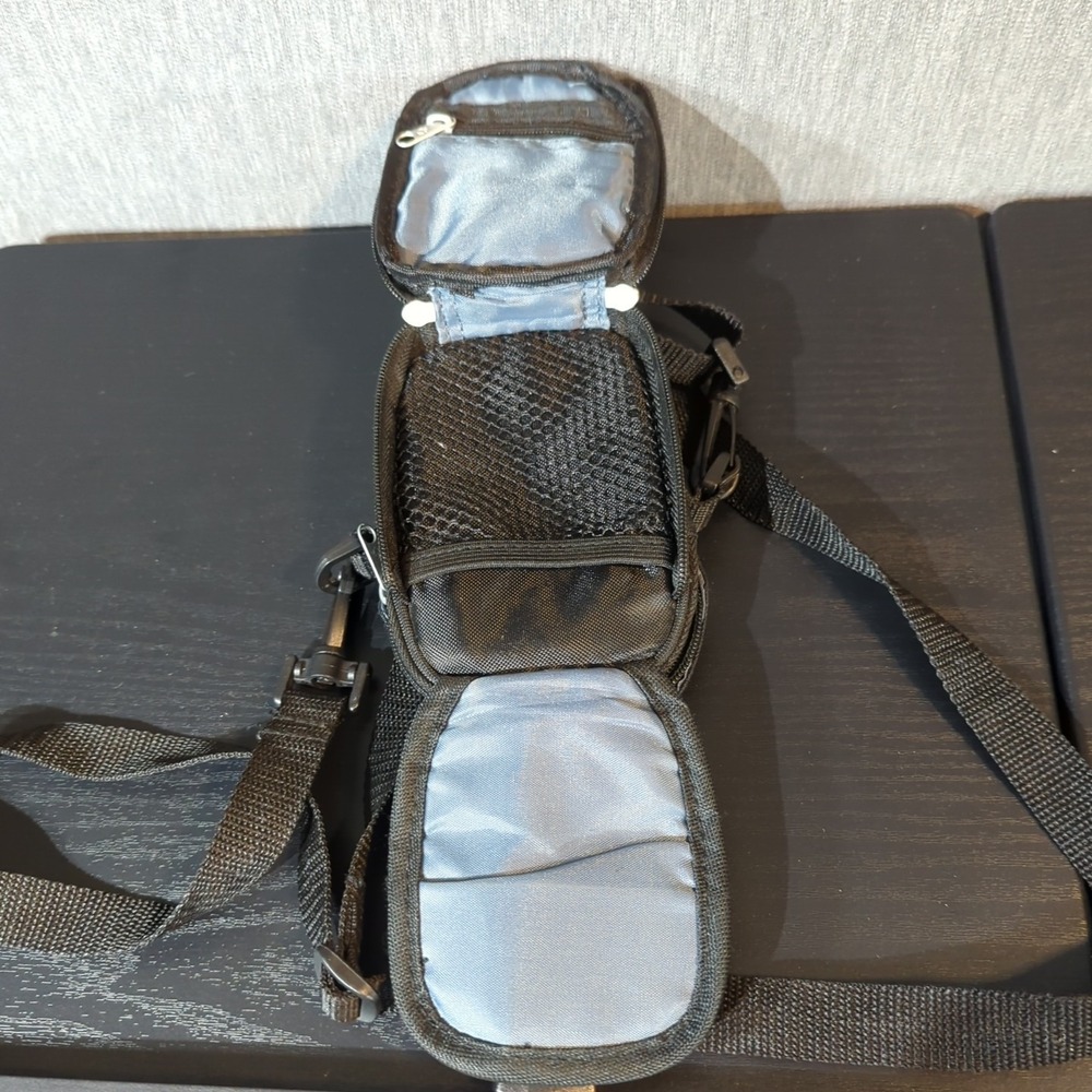 Samsonite‎ Small Zippered Camera Carrying Case